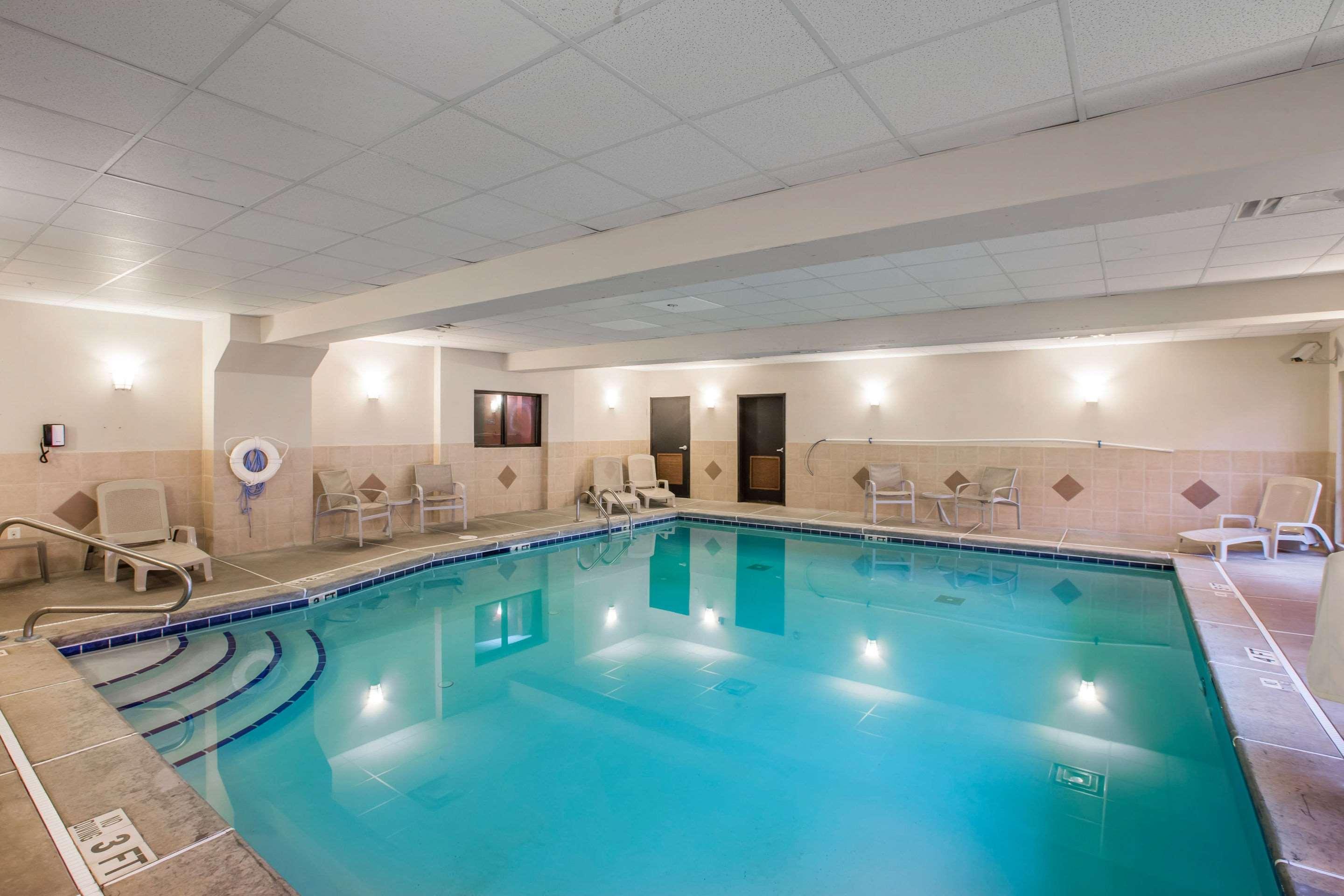 Comfort Suites Locust Grove Atlanta South Екстер'єр фото